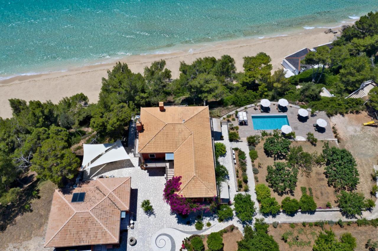 Avra Private Suites Ласси Экстерьер фото