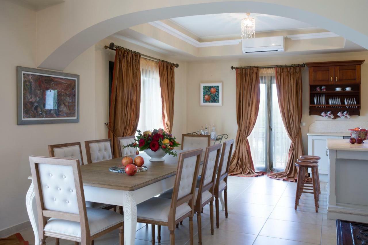 Avra Private Suites Ласси Экстерьер фото