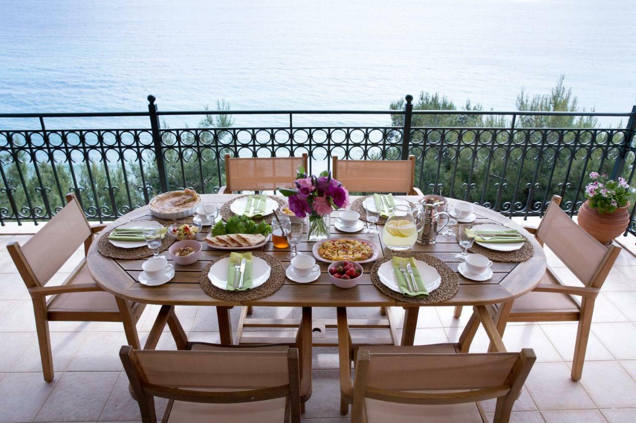 Avra Private Suites Ласси Экстерьер фото