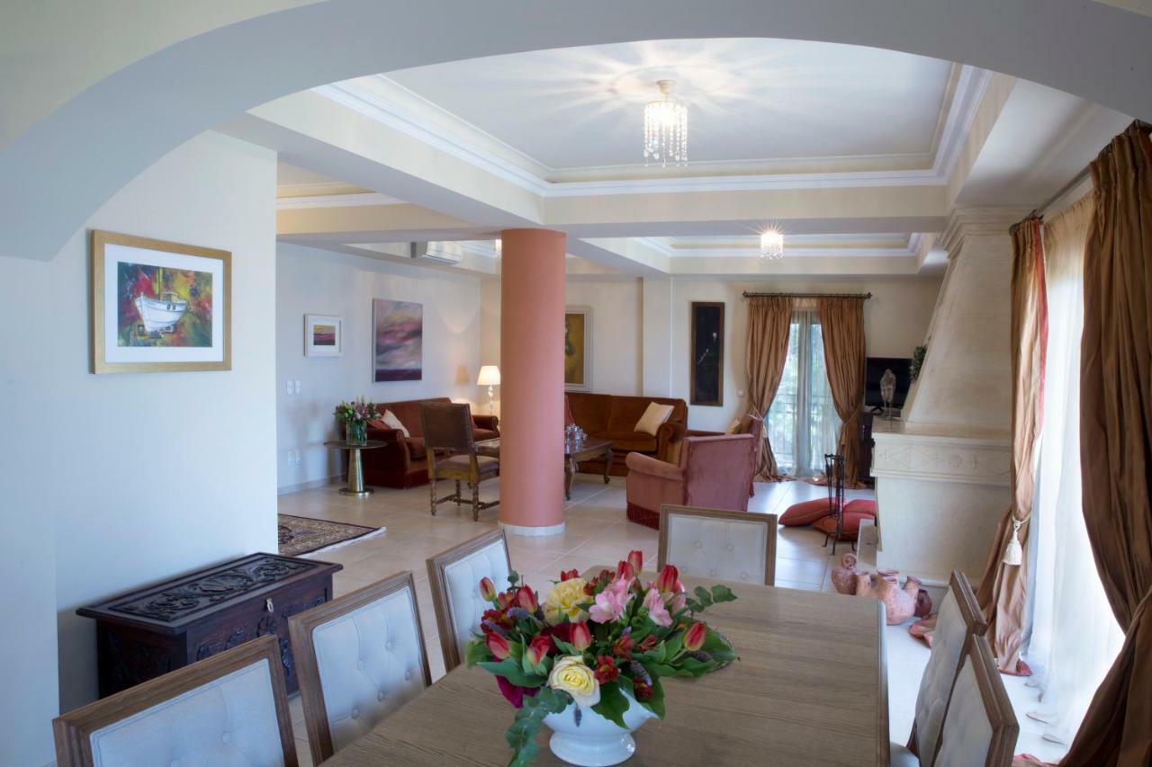 Avra Private Suites Ласси Экстерьер фото