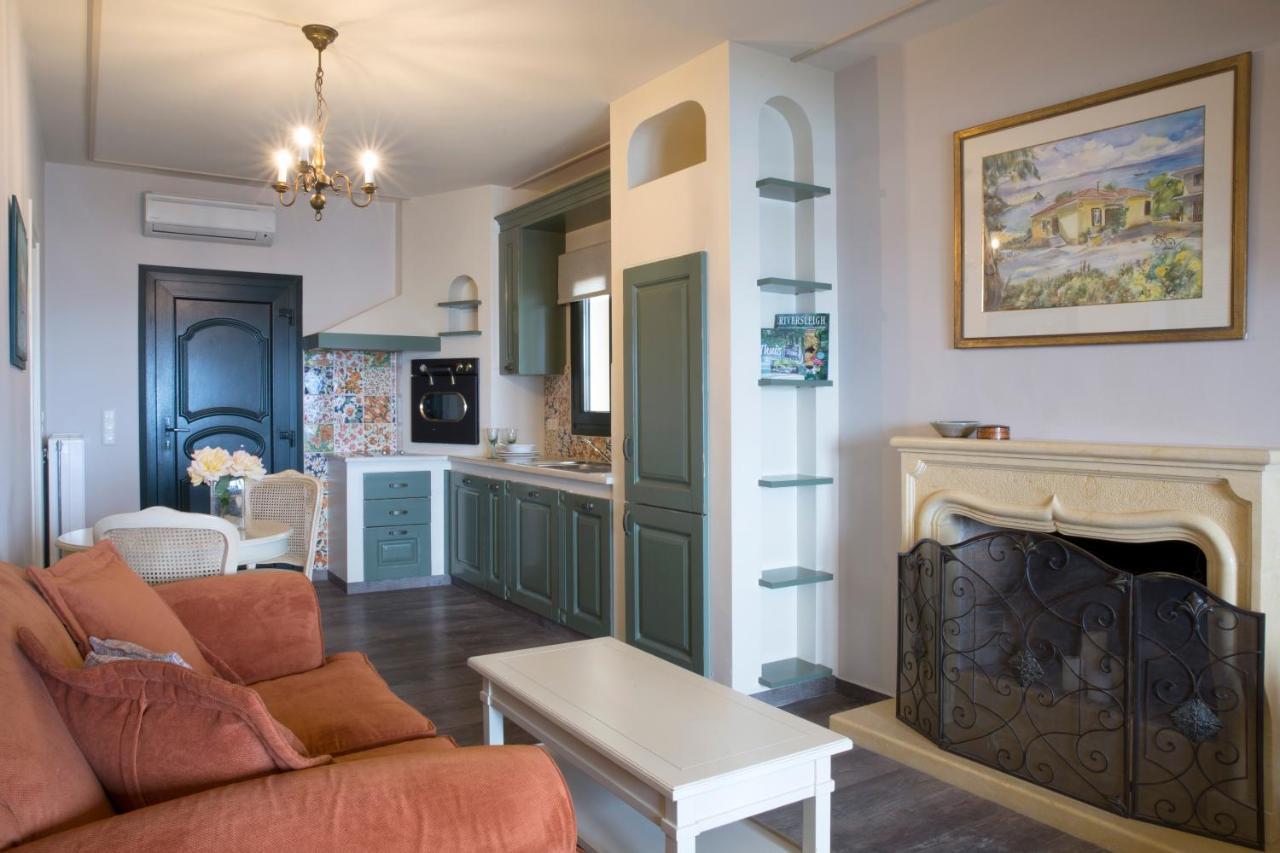 Avra Private Suites Ласси Экстерьер фото